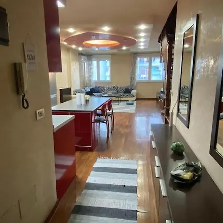 Loft-style Maisonette *